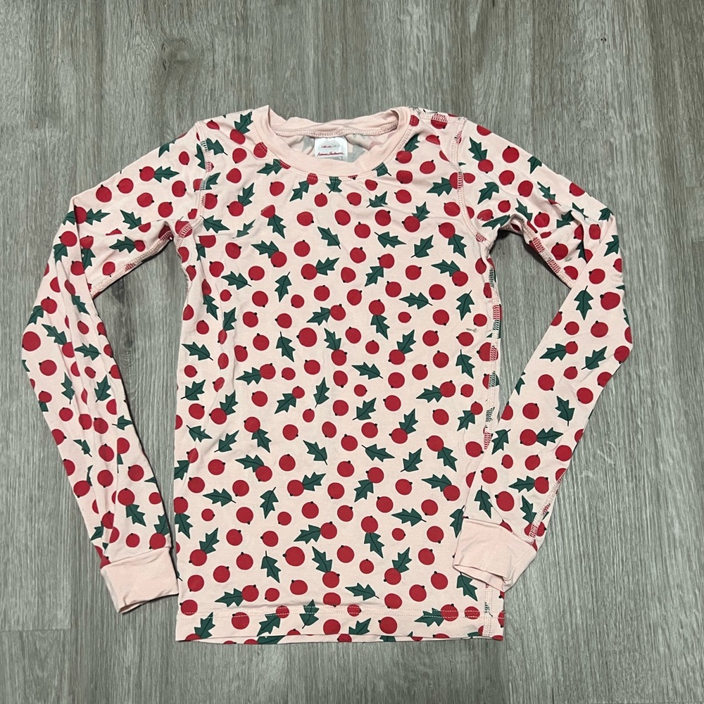 Hanna Andersson Light Pink‎ Pajama Top w/ Holly Berry details girls size 10